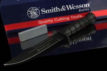 Нож тактический Smith&Wesson