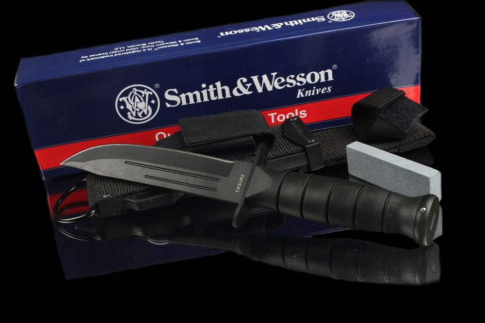 Нож тактический Smith&Wesson.